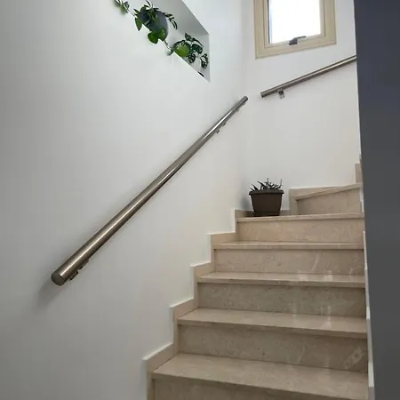Βίλα 2-bedroom With Private Pool In Paphos *