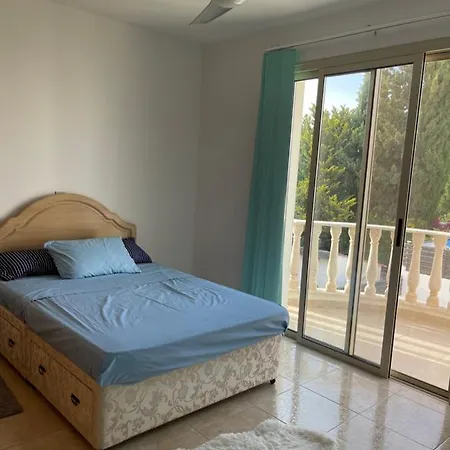 2-bedroom With Private Pool In Paphos Βίλα *