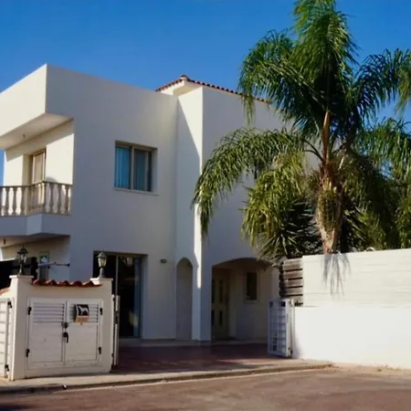 2-bedroom With Private Pool In Paphos *